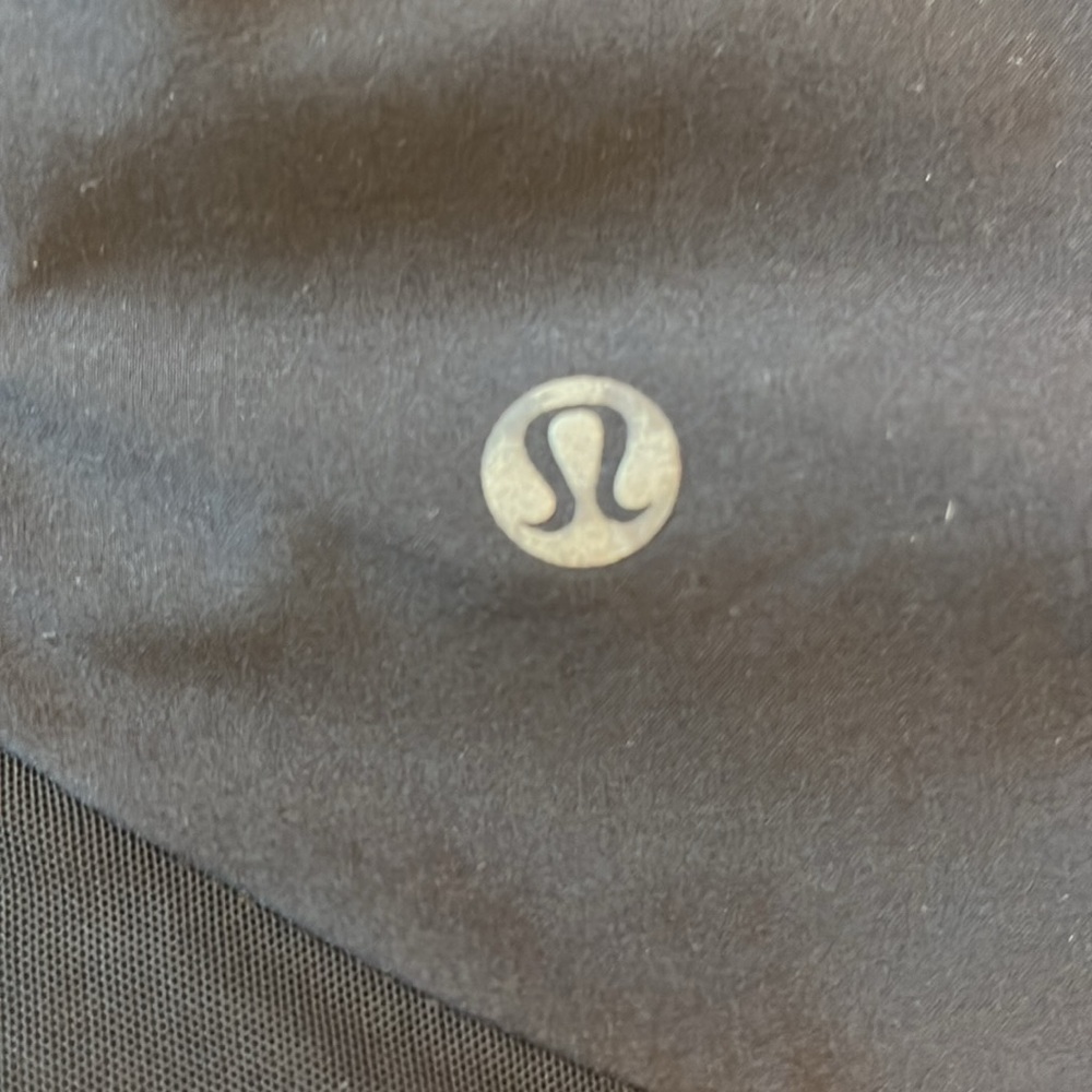 Lululemon Reversible Shorts - Picture 3 of 5